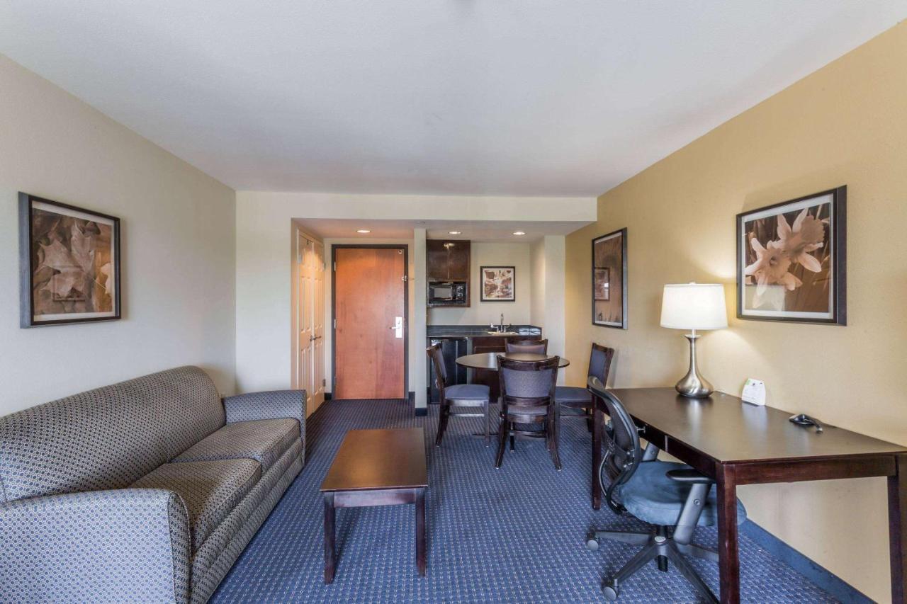 Hotel Wingate By Wyndham Houma Esterno foto