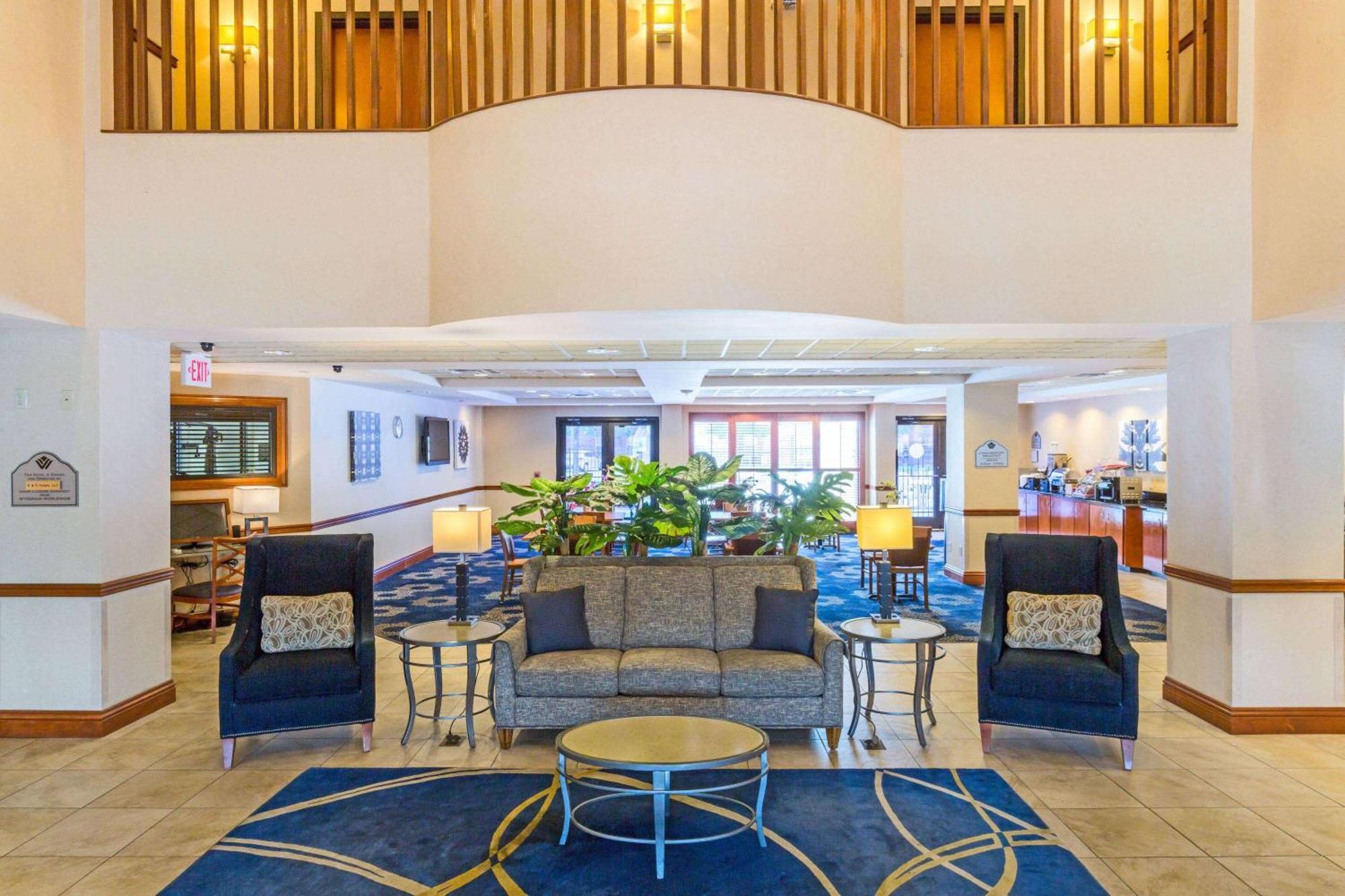 Hotel Wingate By Wyndham Houma Esterno foto